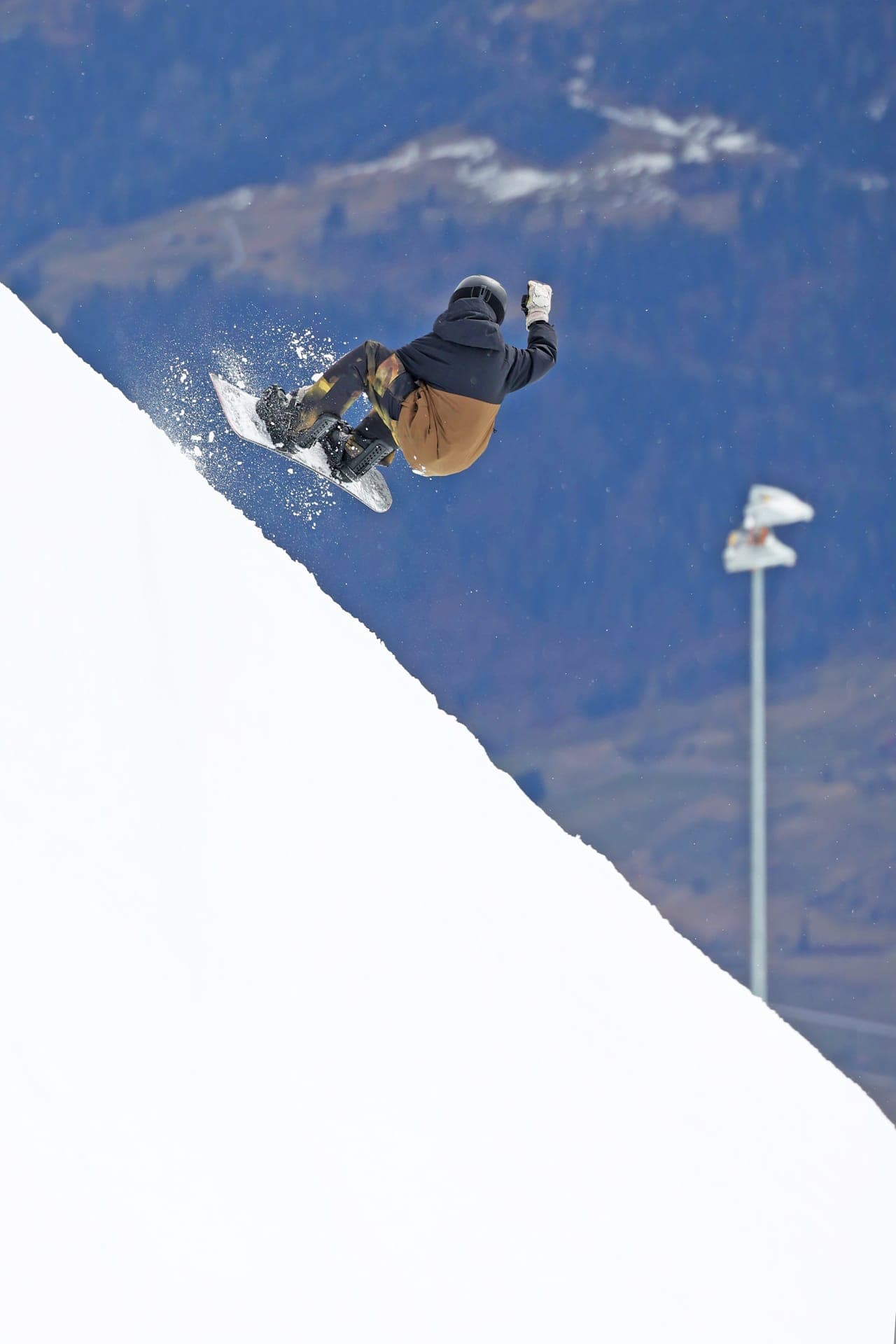 On Snow Training 16